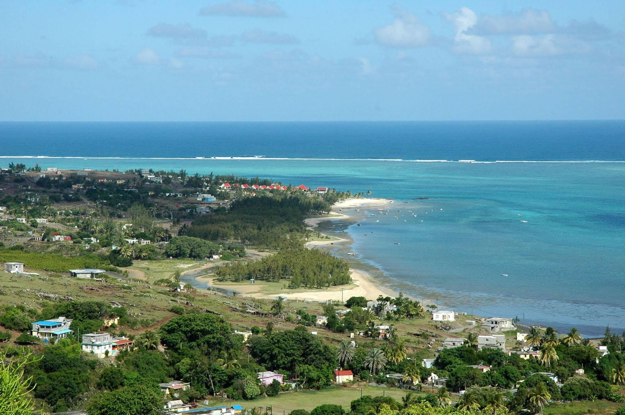 Reve Des Iles Guesthouse Gravier المظهر الخارجي الصورة