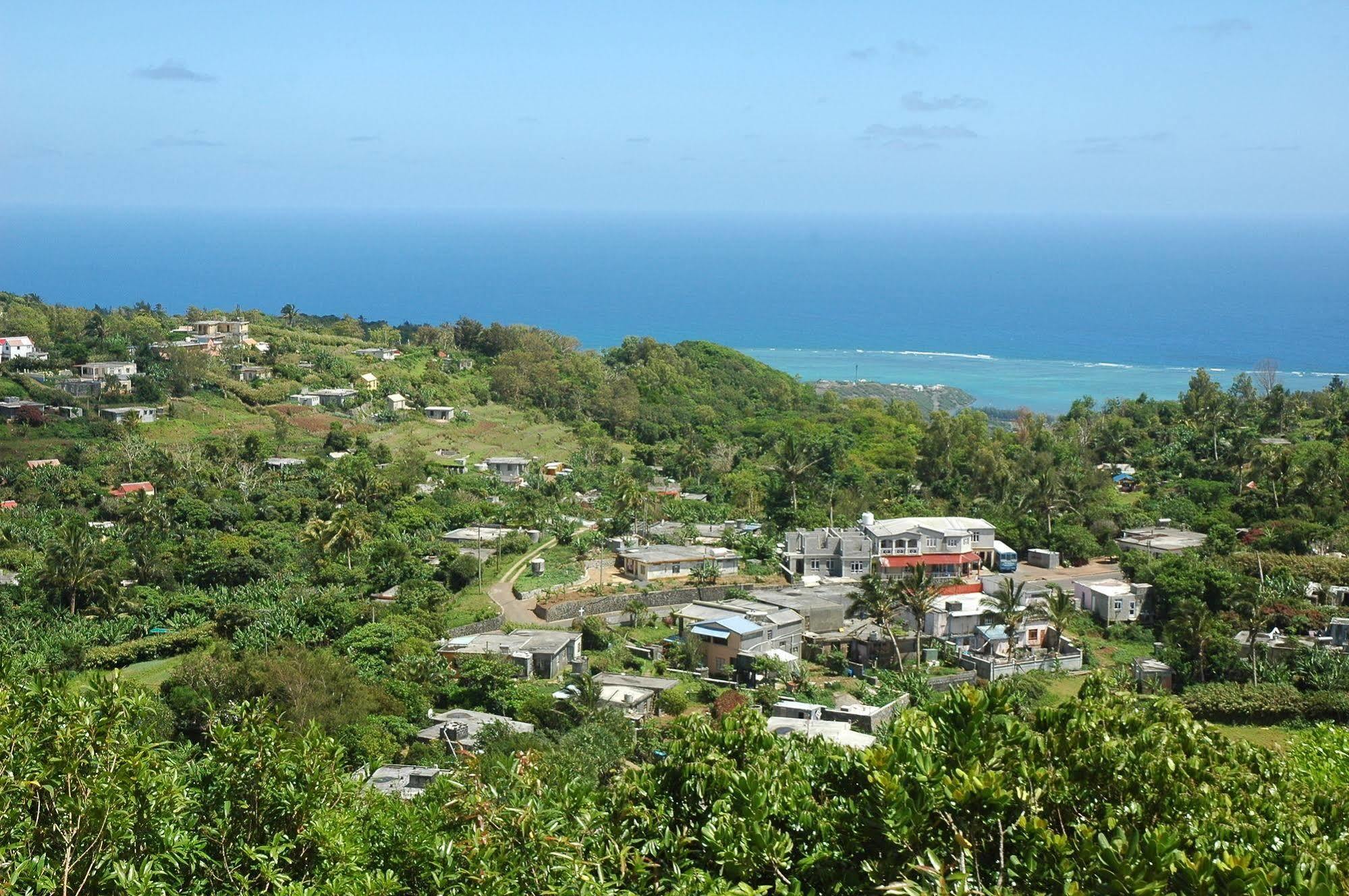 Reve Des Iles Guesthouse Gravier المظهر الخارجي الصورة