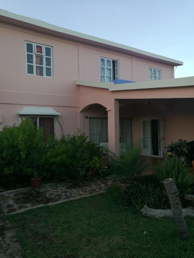 Reve Des Iles Guesthouse Gravier المظهر الخارجي الصورة